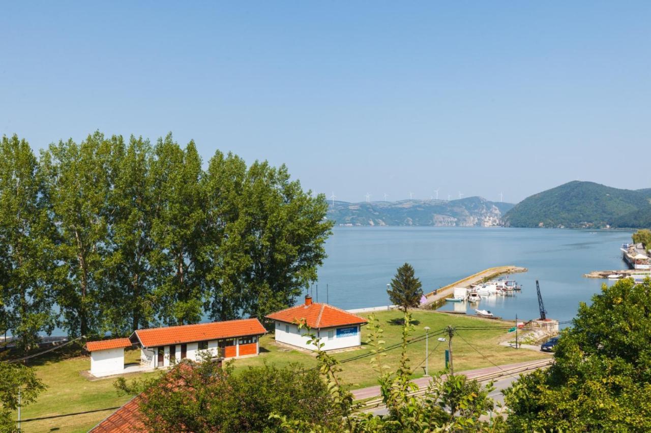 Apartmani Porto Golubac Exteriér fotografie